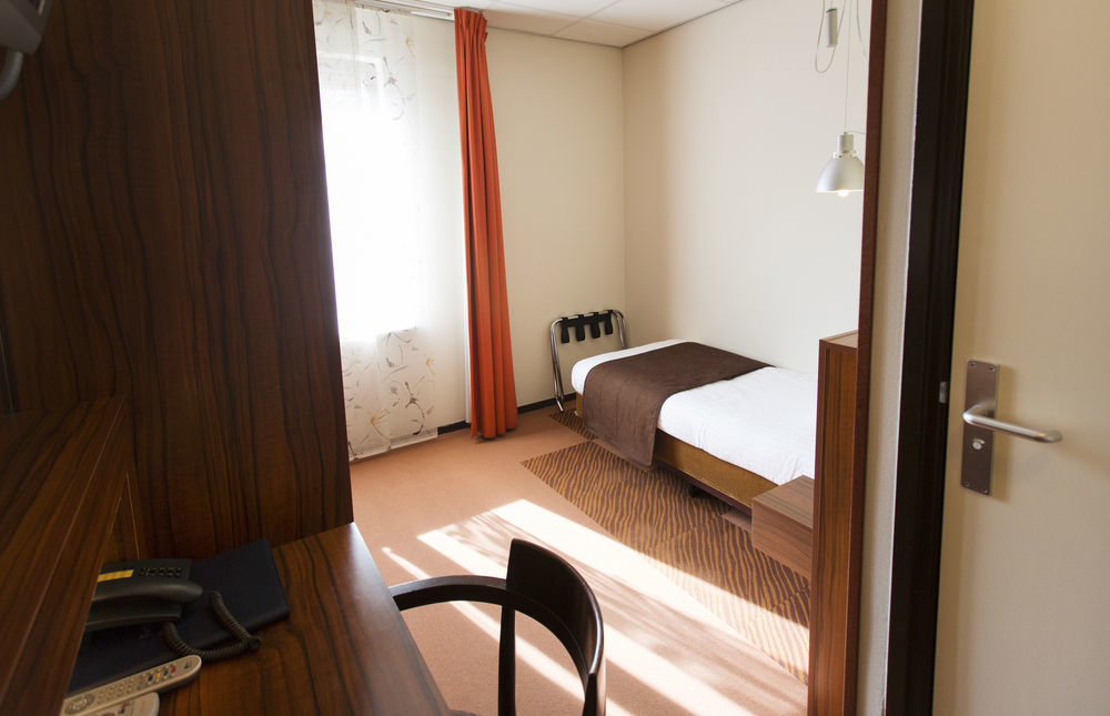 Hotel Restaurant Talens クーフォルデン エクステリア 写真